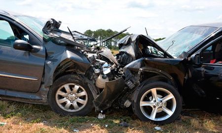 El 61% de los siniestros viales en las rutas santafesinas se producen por colisiones y el 32% de los accidentes con fallecidos son frontales. El 61% de los siniestros viales en las rutas santafesinas se producen por colisiones y el 32% de los accidentes con fallecidos son frontales.