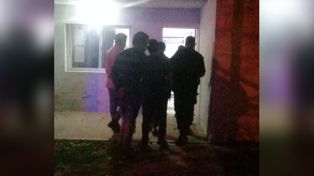 Los detenidos son cuatro hombres de entre 17 y 30 años que cirulaban en una camioneta