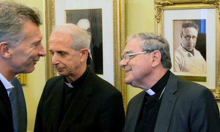 gobierno e iglesia estudian cambios en salarios eclesiasticos gobierno e iglesia estudian cambios en salarios eclesiasticos
