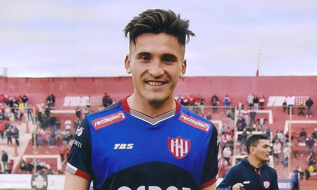 Santiago Lebus es otro de los futbolistas que tiene una linda historia para contar. . Santiago Lebus es otro de los futbolistas que tiene una linda historia para contar. .