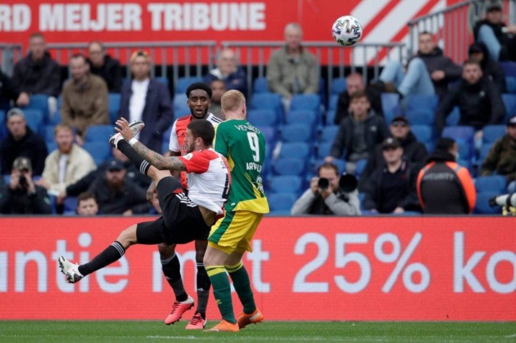 Marcos Senesi marcó un golazo de chilena en la goleada del Feyenoord por 4-2 ante el ADO Den Haag.