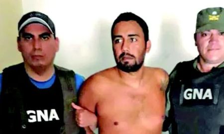 Morenita, cuando fue detenido por agentes de la Gendarmería Nacional. Morenita, cuando fue detenido por agentes de la Gendarmería Nacional.