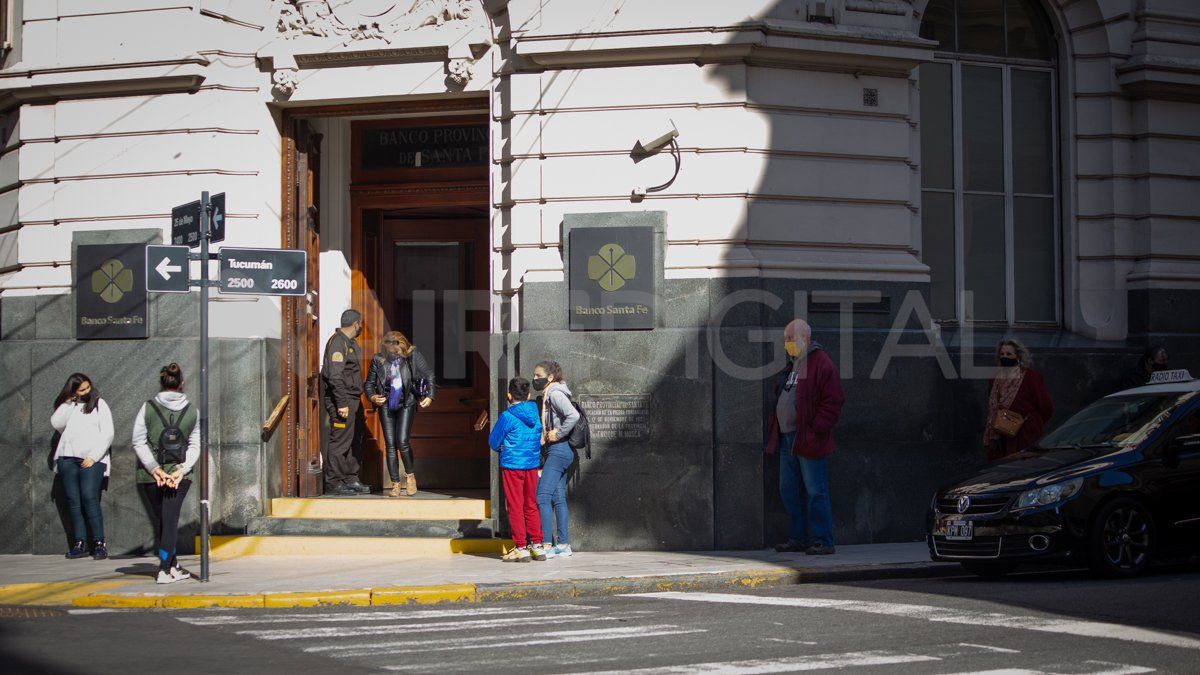 Lo dispuso el Banco Central a través de un comunicado donde se agregó que si la capacidad de atención lo permite