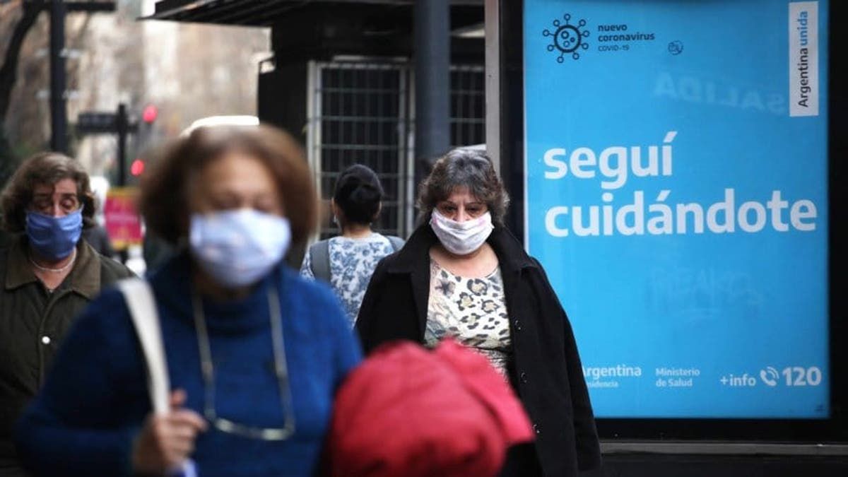 Hay m&aacute;s de 100 mil muertos desde el inicio de la pandemia en Argentina por el covid.