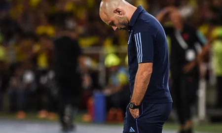 Javier Mascherano renunció a su cargo como entrenador de la Selección Argentina Sub-20. Javier Mascherano renunció a su cargo como entrenador de la Selección Argentina Sub-20.