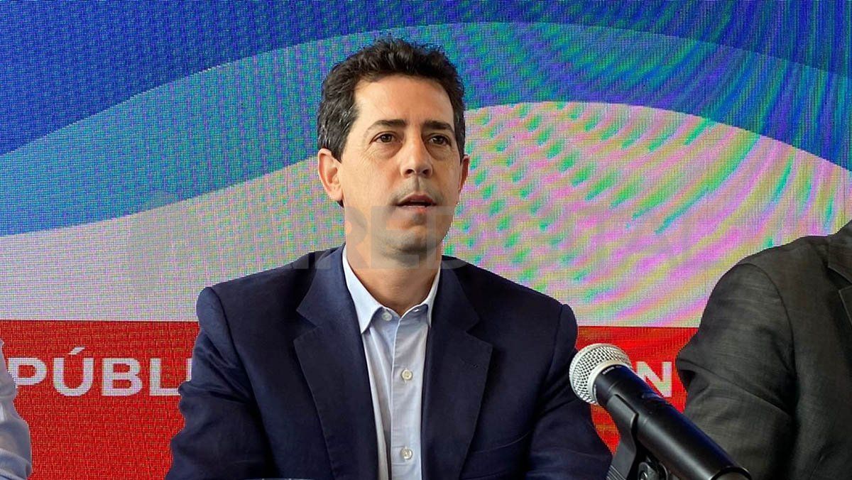 El ministro Eduardo Wado de Pedro visita la provincia de Santa Fe.