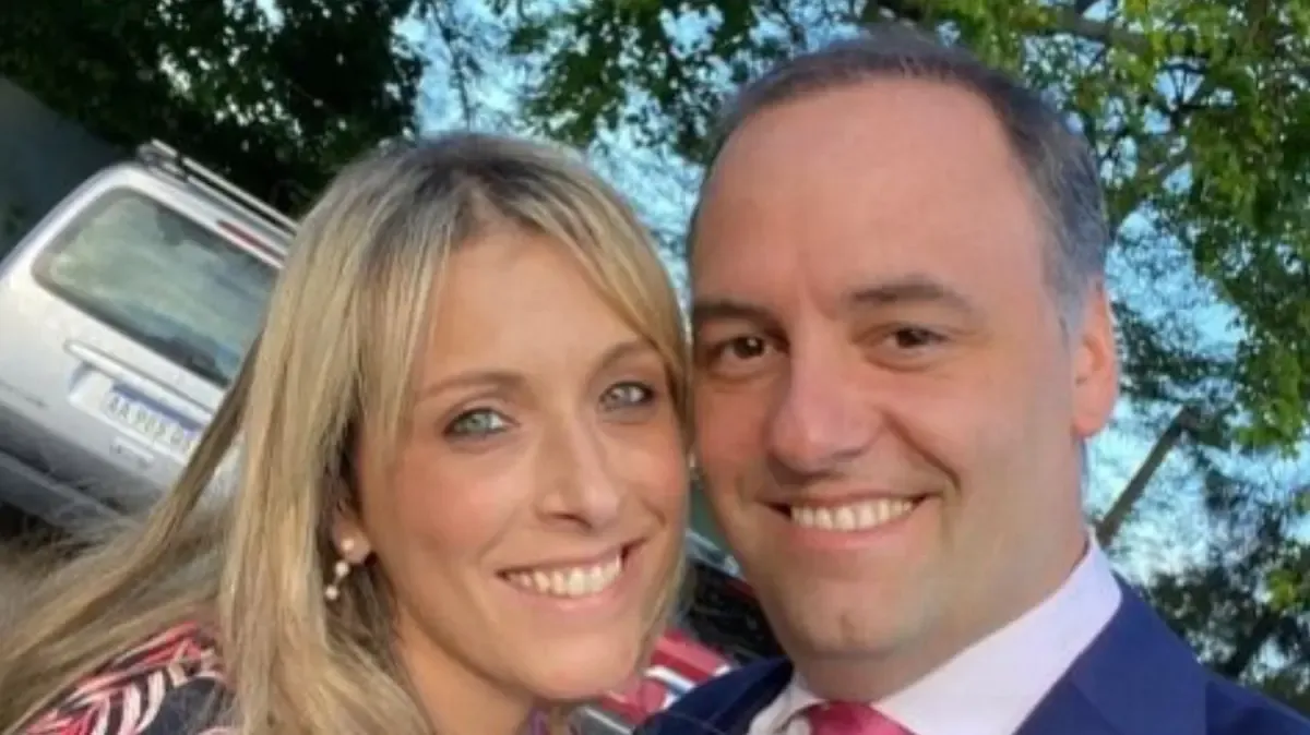 La Justicia también investiga el patrimonio personal del jefe de Gabinete. Uno de los focos está puesto en una propiedad ubicada en el country Indio Cuá, en Exaltación de la Cruz, cuya adquisición y posterior remodelación generaron sospechas sobre el origen de los fondos utilizados. La Justicia también investiga el patrimonio personal del jefe de Gabinete. Uno de los focos está puesto en una propiedad ubicada en el country Indio Cuá, en Exaltación de la Cruz, cuya adquisición y posterior remodelación generaron sospechas sobre el origen de los fondos utilizados.