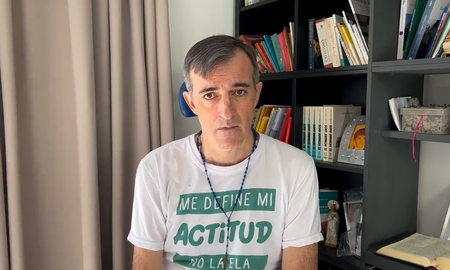 Esteban Bullrich fue internado con complicaciones respiratorias en las últimas horas. Esteban Bullrich fue internado con complicaciones respiratorias en las últimas horas.