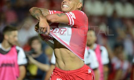 Aire de Santa Fe | union platense copa de la liga jonatan alvez