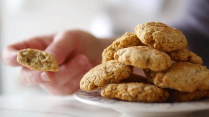Galletitas de avena y limón: la receta fácil y viral que se hace en minutos