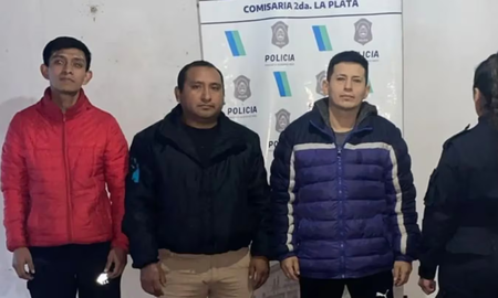 Los tres verduleros fueron detenidos por la policía por el ataque al hombre en situación de calle. Los tres verduleros fueron detenidos por la policía por el ataque al hombre en situación de calle.