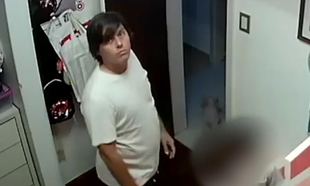 Tras tres años prófugo, se entregó el hombre que abusó sexualmente de su sobrina y fue filmado Tras tres años prófugo, se entregó el hombre que abusó sexualmente de su sobrina y fue filmado