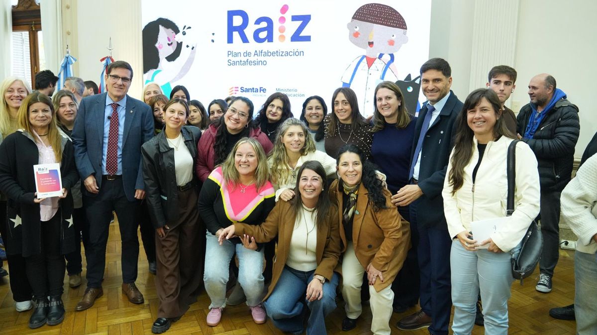 El gobernador y el ministro de Educación presentaron los resultados de la segunda evaluación provincial de lectura, que mostró mejoras en todos los indicadores respecto de 2024.