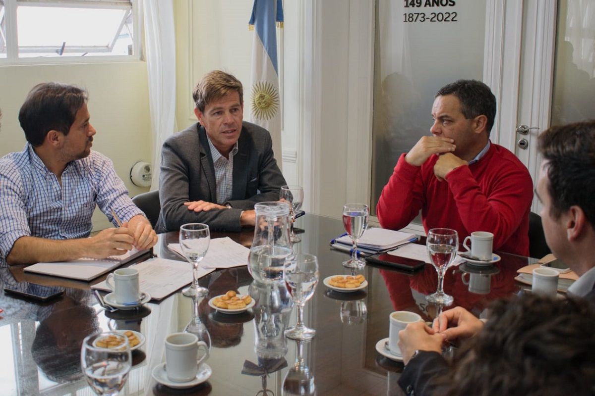 Continúa el debate por la nocturnidad en Santa Fe: Concejales recibieron a miembros del Bureau de Eventos