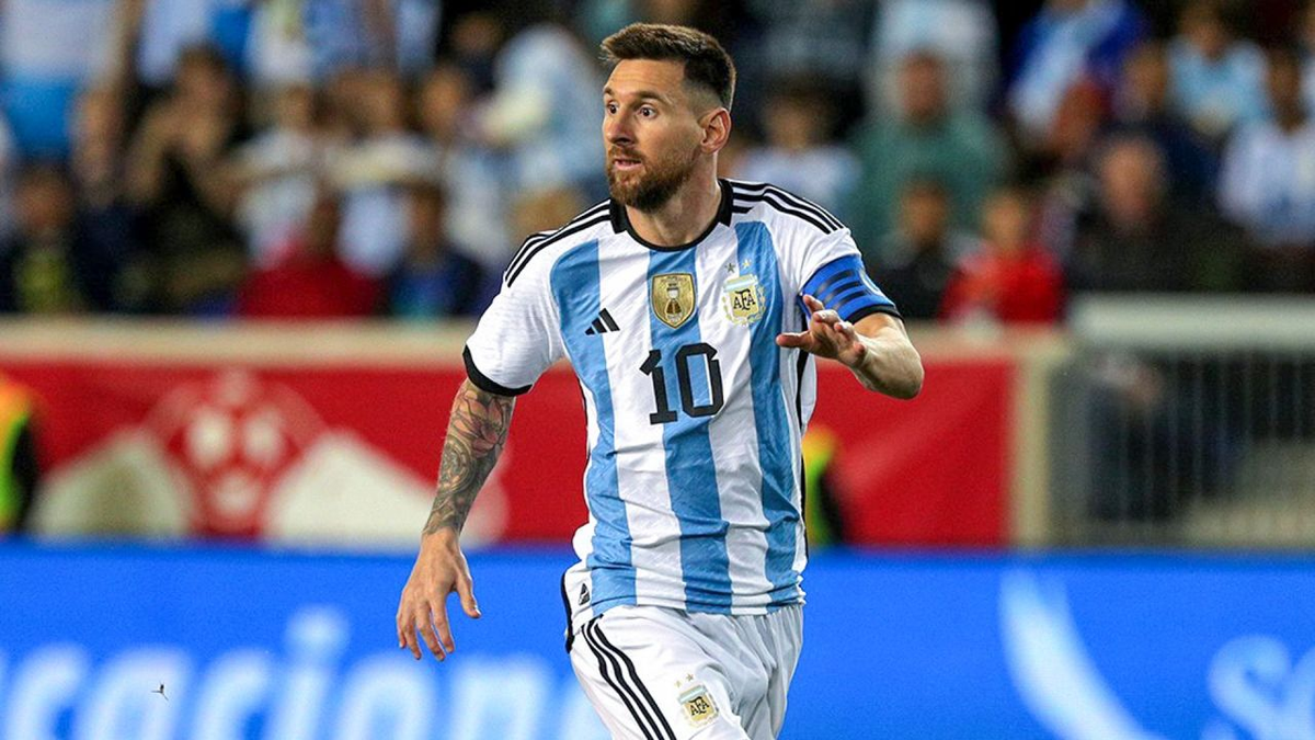 Efemérides del 17 de abril: en 2016 Messi marca el gol número 500