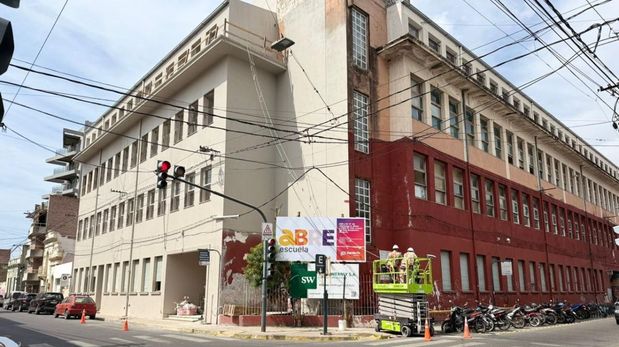 La intervención integral en la institución educativa de la ciudad de Santa Fe comenzó en agosto y ya lleva más del 30 % de ejecución.