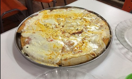 Fue viral: comieron hasta quedar pipones y no podían creer la suma que mostraba el ticket Fue viral: comieron hasta quedar pipones y no podían creer la suma que mostraba el ticket