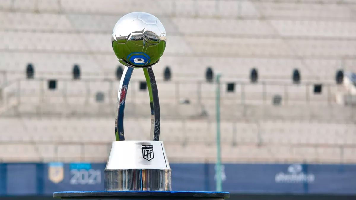 Quién será el campeón del Torneo Apertura 2025 según la <b>inteligencia artificial</b> - Aire de Santa Fe thumbnail