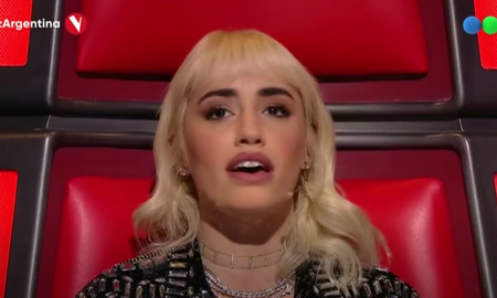 Lali Espósito fue la protagonista de un emotivo momento de La Voz Argentina. Lali Espósito fue la protagonista de un emotivo momento de La Voz Argentina.