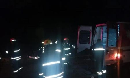 Bomberos levantaron el cuerpo y lo pusieron a disposición de la Justicia. Bomberos levantaron el cuerpo y lo pusieron a disposición de la Justicia.