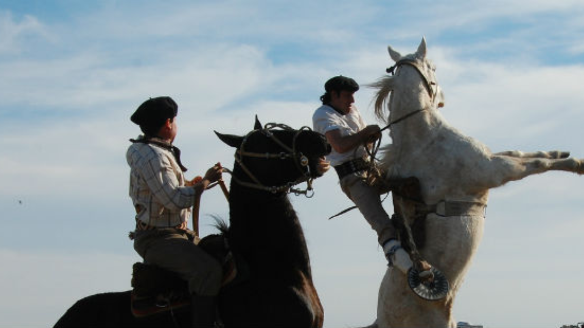 Escapada a una hermosa ciudad de Córdoba con tradiciones gauchescas únicas.