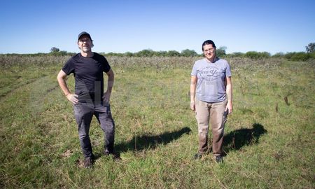 El equipo de investigación del Museo Etnográfico “Juan de Garay”, dependiente del Ministerio de Cultura de la provincia de Santa Fe, lleva a cabo importantes tareas en busca de restos arqueológicos en las márgenes de la laguna Setúbal. El equipo de investigación del Museo Etnográfico “Juan de Garay”, dependiente del Ministerio de Cultura de la provincia de Santa Fe, lleva a cabo importantes tareas en busca de restos arqueológicos en las márgenes de la laguna Setúbal.