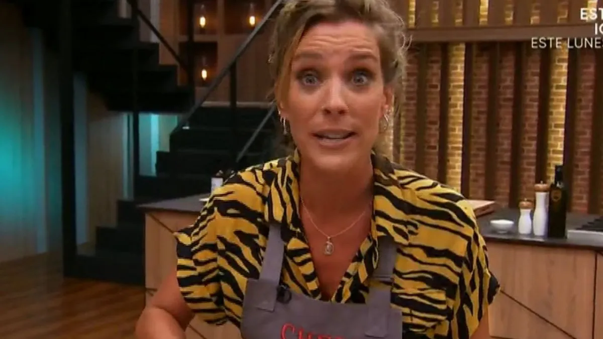 Sin límites, en Masterchef la actriz no para de halagar al chef.