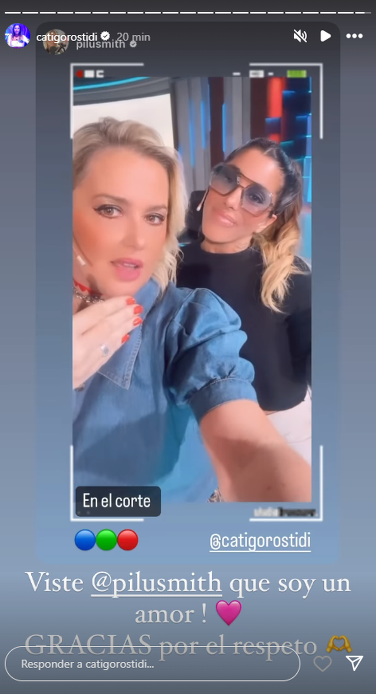 Catalina Gorostidi de Gran Hermano junto a Pilar Smith en los estudios de Telefe. Catalina Gorostidi de Gran Hermano junto a Pilar Smith en los estudios de Telefe.