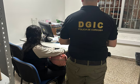 El procedimiento se realizó durante la tarde del domingo en inmediaciones de la Terminal de Ómnibus en Córdoba. El procedimiento se realizó durante la tarde del domingo en inmediaciones de la Terminal de Ómnibus en Córdoba.