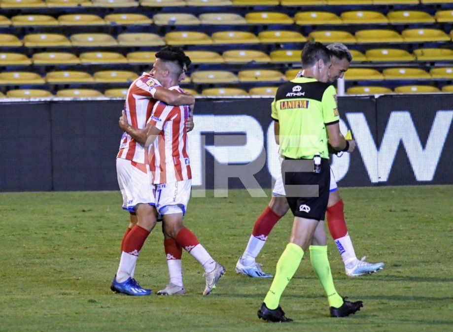 Unión igualó 2-2 con Rosario Central por la Copa Diego Maradona.