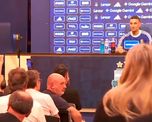 Tras el triunfo de Argentina un hincha se infiltró en la conferencia de Lionel Scaloni y lo cuestionó. Tras el triunfo de Argentina un hincha se infiltró en la conferencia de Lionel Scaloni y lo cuestionó.