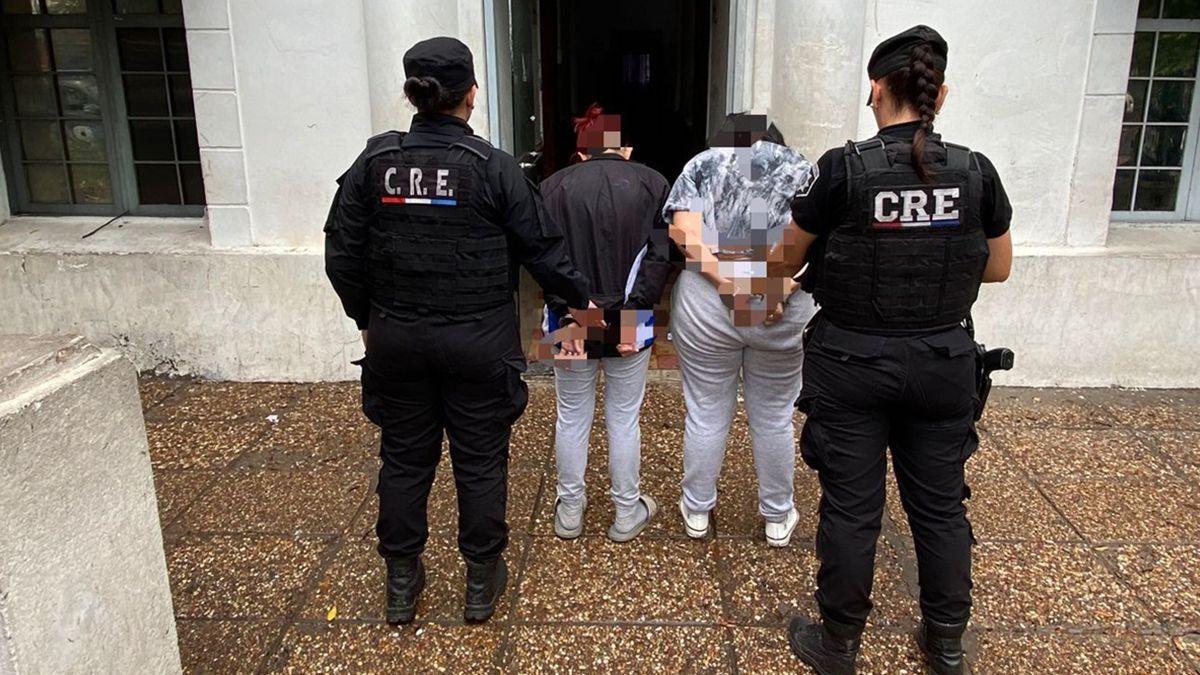 Mujeres detenidas por venta de drogas en barrio Las Flores II. (Foto de archivo) Mujeres detenidas por venta de drogas en barrio Las Flores II. (Foto de archivo)