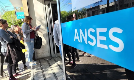 ANSES confirmó nuevos bonos y aumentos para jubilados, Tarjeta Alimentar y AUH ANSES confirmó nuevos bonos y aumentos para jubilados, Tarjeta Alimentar y AUH