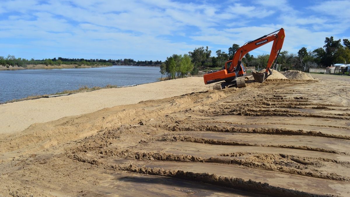 Las cuadrillas comunales están abocadas a la construcción delo que será