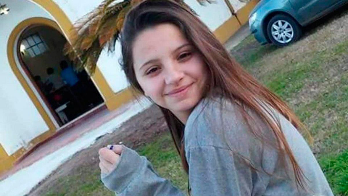 La joven de 18 años fue asesinada por su exnovio. 