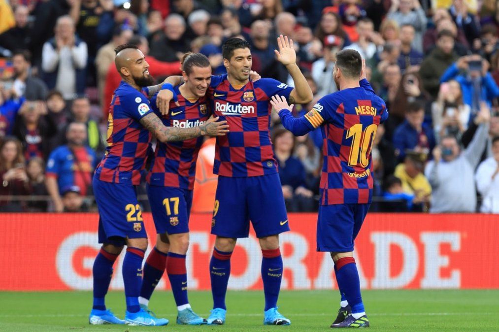 Barcelona, con Lionel Messi, comienza el año ante Espanyol