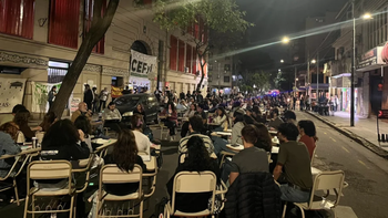 Docentes y estudiantes universitarios realizarán clases públicas frente al departamento de Manuel Adorni