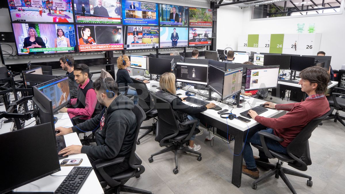 La nueva redacción de AIRE en el renovado edificio de 25 de Mayo 3255.&nbsp;