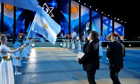 El presidente Javier Milei manifestó su alegría de poder afirmar que “Argentina e Israel no son meramente socios, son naciones amigas”.
