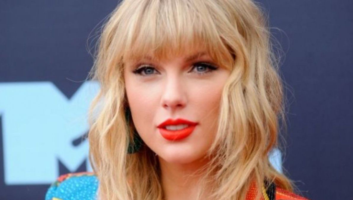 Taylor Swift se transformó en hombre y el resultado te impactará.