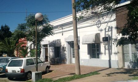 Los policías que estaban de turno el sábado 2 de abril rescataron a una joven víctima de violencia de género. Los policías que estaban de turno el sábado 2 de abril rescataron a una joven víctima de violencia de género.