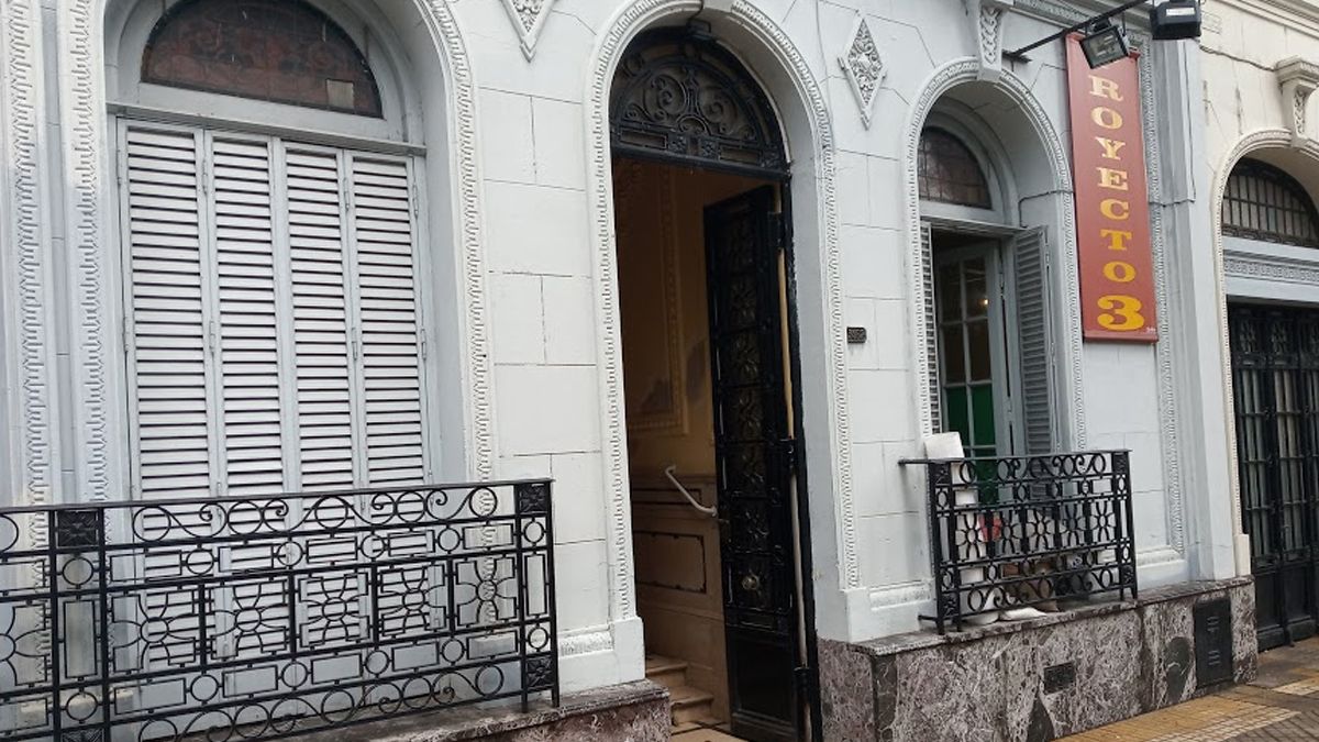 Proyecto 3 es una propuesta de educación continua no formal destinada a los mayores de 50 años, caracterizada por promover el aprendizaje de por vida a través de circuitos no convencionales.