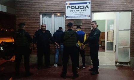 Los uniformados debieron pedir colaboración para el traslado de los detenidos Los uniformados debieron pedir colaboración para el traslado de los detenidos