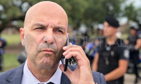 Brilloni asumió este miércoles en reemplazo de Rubén Rimoldi, quien dejó su cargo jaqueado por la ola de crímenes en Rosario. Brilloni asumió este miércoles en reemplazo de Rubén Rimoldi, quien dejó su cargo jaqueado por la ola de crímenes en Rosario.