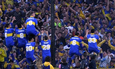 Boca venció a River en el superclásico con un cabezazo de Benedetto. Boca venció a River en el superclásico con un cabezazo de Benedetto.