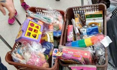 Se reciben donaciones de juguetes nuevos y usados en buen estado. Se reciben donaciones de juguetes nuevos y usados en buen estado.