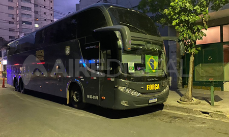 Los vehículos de la flota brasileña desfilaron por las calles de Santa Fe. Los vehículos de la flota brasileña desfilaron por las calles de Santa Fe.
