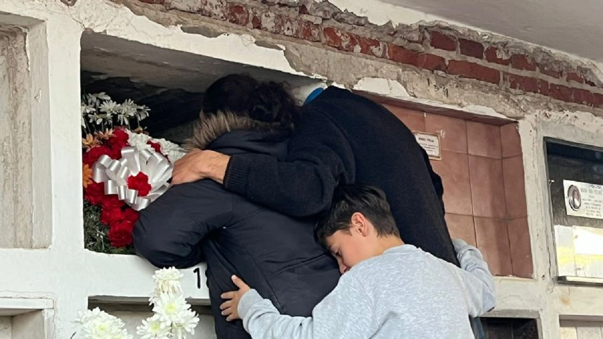 Joaquín Sperani, un joven de 14 años, fue brutalmente golpeado en la cabeza por su mejor amigo. Joaquín Sperani, un joven de 14 años, fue brutalmente golpeado en la cabeza por su mejor amigo.