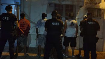 Detuvieron a cinco hombres que disparaban al aire desde un auto en el norte de Santa Fe