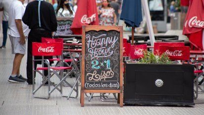 La provincia analiza extender el horario de atención de los bares y restaurantes hasta las 21 de domingo a jueves. Mientras que los viernes y sábado la apertura se mantendría hasta las 23.&nbsp;